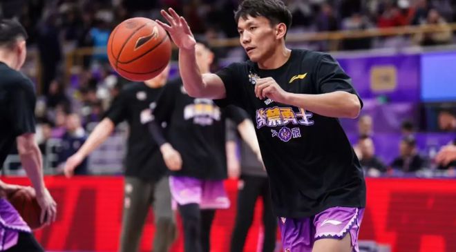 全面溃败！北控1短板被彻底打爆，休赛期6人离队仅留2核心