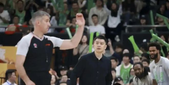 没资格吹罚？执裁辽篮外籍裁判违规？被曝有重大失误，篮协回应
