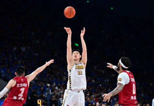 G4广厦106-73大胜北京 球员评价：4人满分，4人及格，奈特低迷