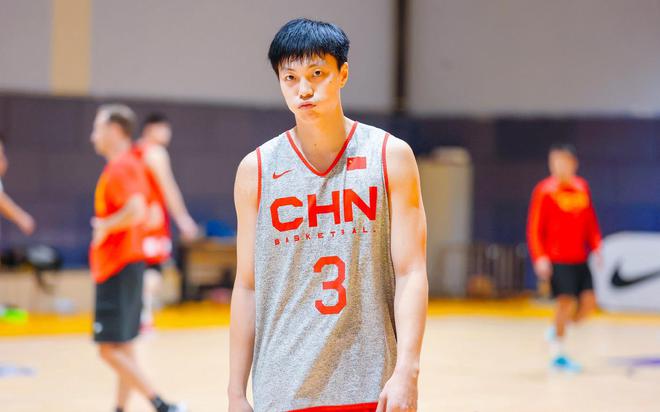 天赋超李炎哲！郭士强又召2米26中锋，场均4.7分，杜锋不给机会