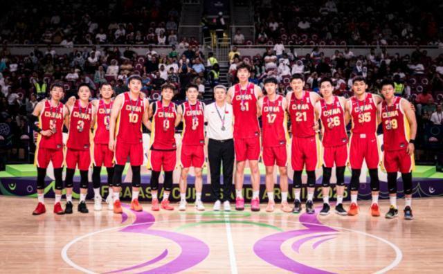 【观点】中国男篮，敢教日月换新天