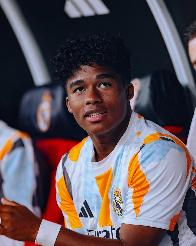 土媒：费内巴切有意恩德里克，皇马对外租持开放态度