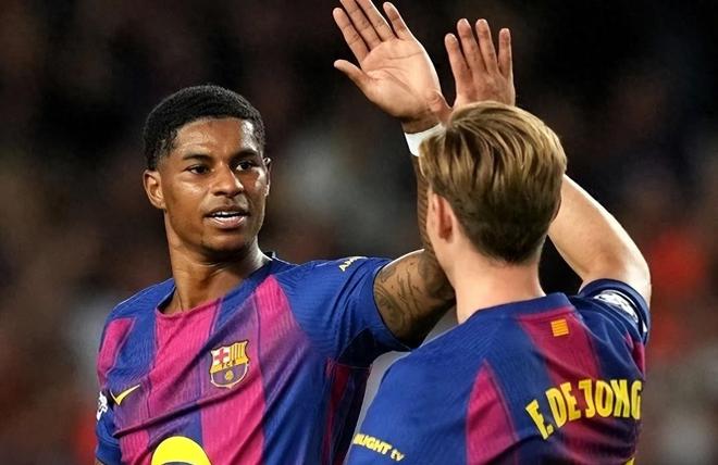 费尔明帽子戏法，拉什福德闪耀全场，巴萨6-1大胜奥林匹亚科斯