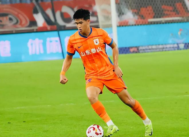 亚冠两个0比2，没山东泰山不行，俩外援都难留，下赛季为过渡赛季