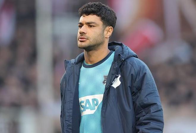 因十字韧带重伤缺阵502天后，霍芬海姆后卫卡巴克复出