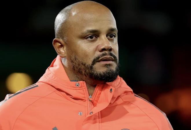 孔帕尼谈轮换：有人问球员们能否踢满每场比赛？当然不可能