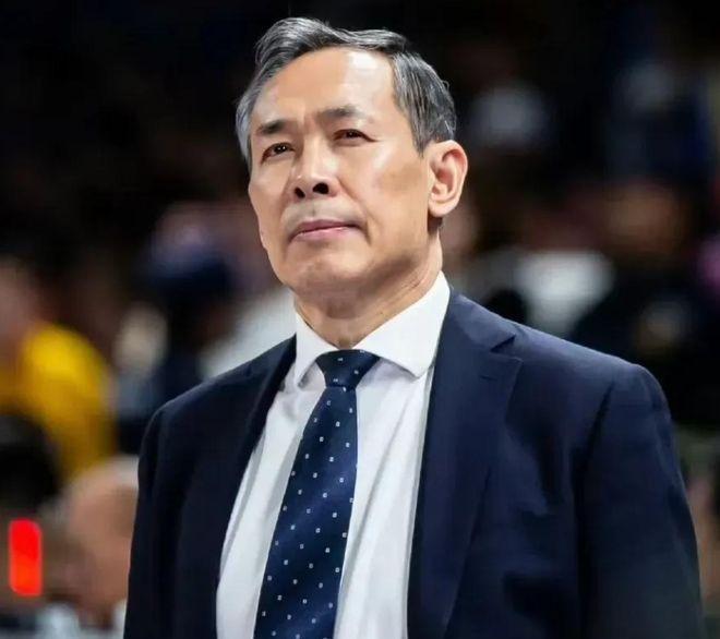 北京男篮末节崩盘不敌天津，输球原因：命中率低和两个后卫失准