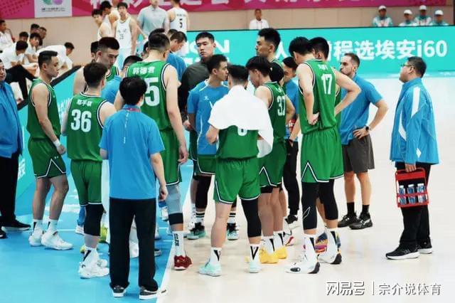 高興太早，遼寧隊戰勝北京卻收壞消息，韓德君真老了，想念周琦