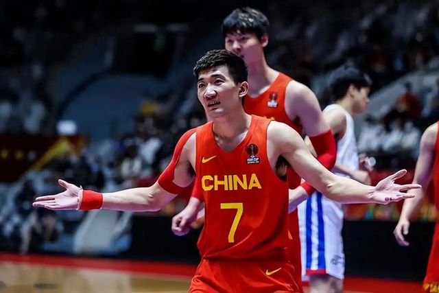 中国男篮惨败反思一：联赛助攻王无缘国家队，孙铭徽到底得罪了谁