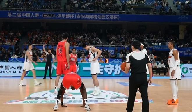 真任骏飞接班人！广东新星两战打服球迷 杜锋新赛季必重用