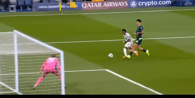 皇馬歐冠繼續(xù)輸球！多種迷霧困擾歐冠之王！主帥是否留任成迷局