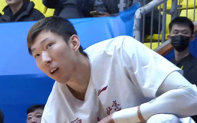 周琦突發(fā)腰傷反應(yīng)！對(duì)陣四川后三節(jié)沒打，周五打新疆可能輪休！