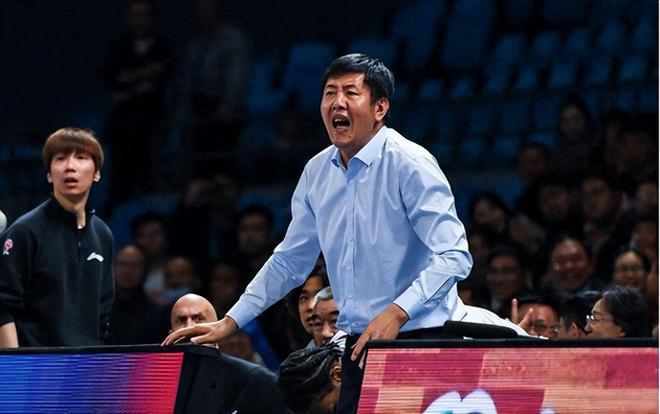 媒曝！CBA57歲主教練下課！成績(jī)五戰(zhàn)四負(fù)，外籍助教被扶正