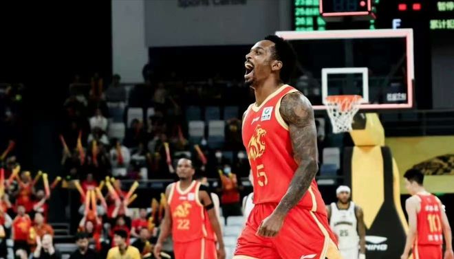 從16分大勝到32分慘敗廣廈！僅9天，遼寧怎么了？媒體人均提到1點