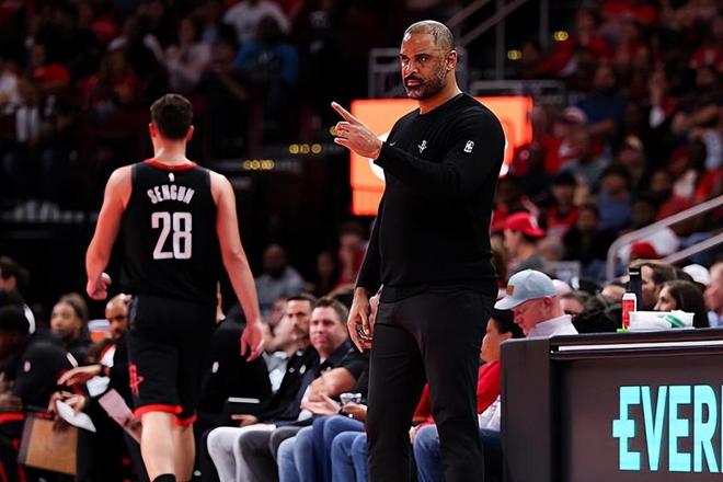 烏度卡是個好教練但不是頂級教練，他很難率領(lǐng)火箭拿下總冠軍