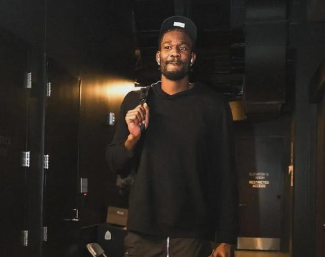 首秀1分！太炸裂了，077无语了...