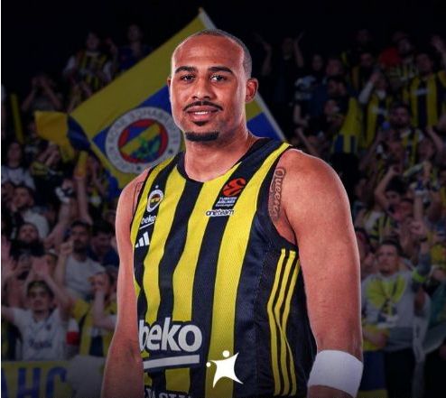 湖人冠军旧将！塔克欧洲两战狂轰44+9+13罚 还能重返NBA吗？