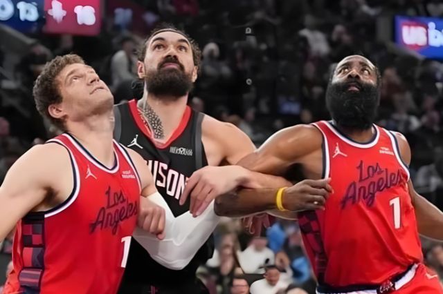 三年2100萬(wàn)，出場(chǎng)5分鐘？休斯頓這筆簽約，終于露餡了？