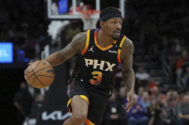 NBA｜快船正式签约比尔 希望召回保罗
