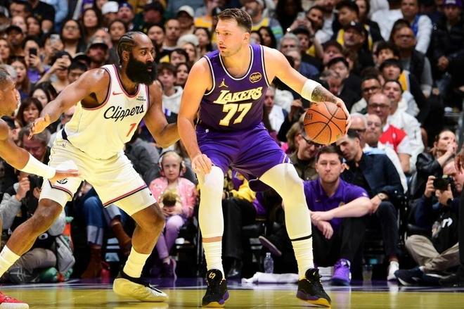 NBA排名大乱！西部3队抢第2，快船倒数第3 东部豪强陨落 3黑马前3