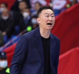 央視不播！19:35，青島廣廈G4，劉維偉沖黑8奇跡，楊瀚森再斗大秋
