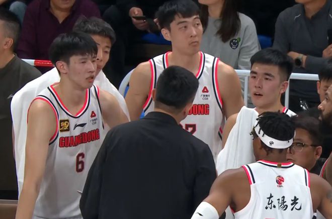 杜鋒生死戰(zhàn)祭出4個(gè)月沒打球奇兵，后者三不沾+2失誤回饋主帥信任