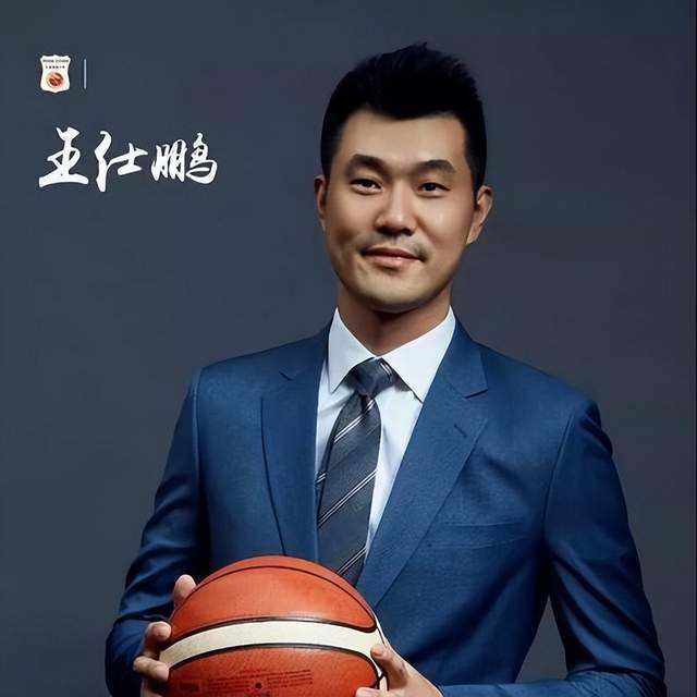 王仕鹏怒怼湖人球迷:玻璃心简直了!我说里夫斯一步被过被各种网暴