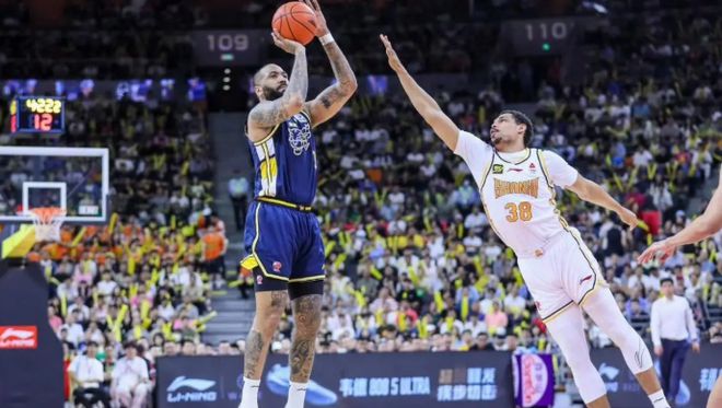 年龄魔咒！CBA顶级外援无奈退场，多支球队已关闭签约大门