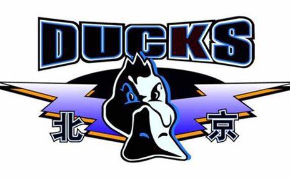 北京队史第二次季后赛命中率超5成，三分效率超4成且抢20+前场篮板