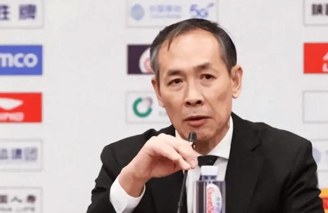 北京晋级四强发布会！许利民领导式发言直指总决赛，雷蒙强调压力