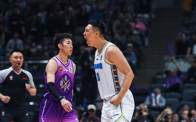 合同到期！CBA状元加盟广东有困难，季后赛只发挥1场，杜锋不满意