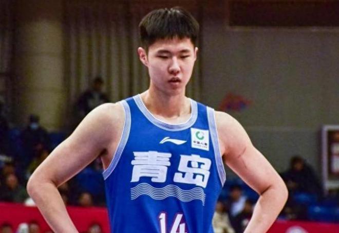 CBA最新消息！赵嘉义转会青岛，北控续约格兰，山西男篮或被重罚