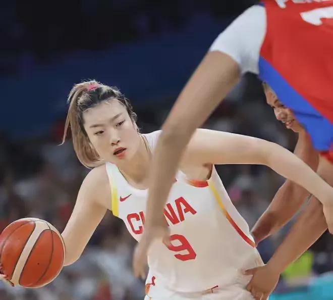 李夢(mèng)為什么沒(méi)有上中國(guó)女籃16人大名單？宮魯明透露了原因