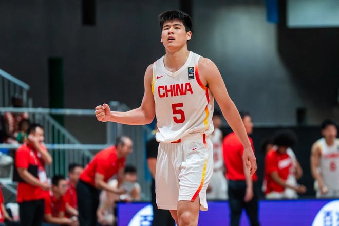 世青賽三分王！中國男籃又出19歲新星：新版趙睿成廣東未來支柱？