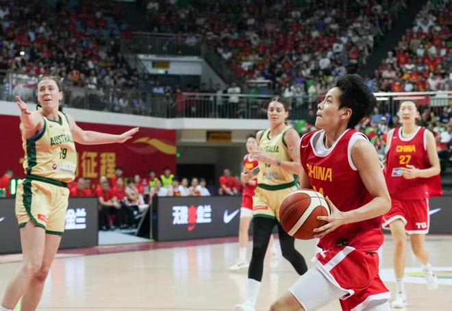 73比69！中國女籃戰(zhàn)勝澳大利亞！宮魯鳴：長沙是中國籃球的福地