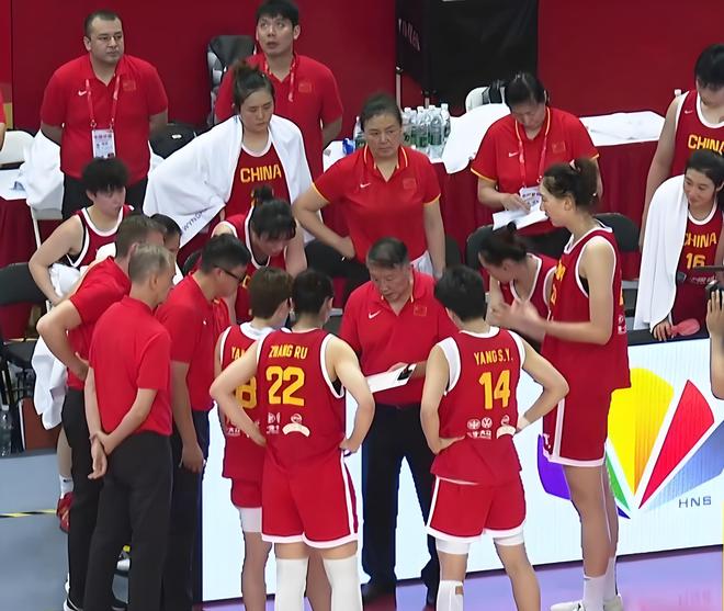 中國女籃4分險勝復(fù)仇澳洲！張子宇缺席楊舒予爆發(fā) 亞洲杯劍指衛(wèi)冕