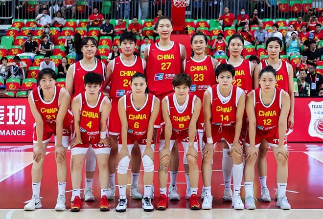 中國女籃4分險勝 復(fù)仇澳大利亞 楊舒予爆發(fā) 宮魯鳴不要李夢對了？