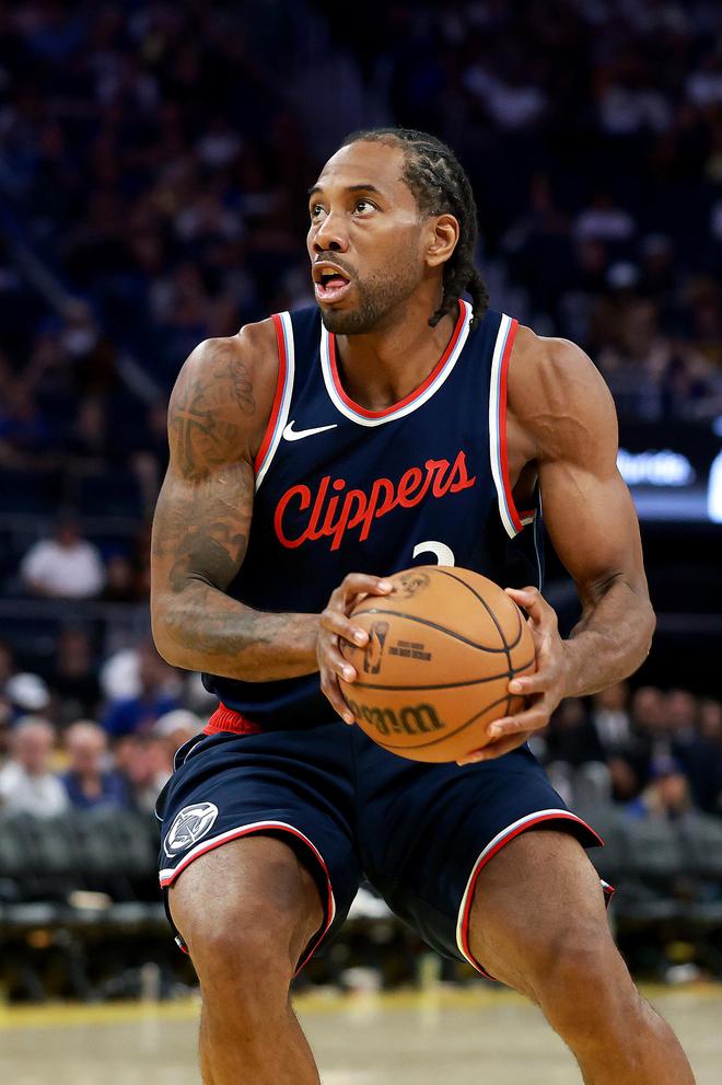 伦纳德季后赛得分突破3000分，升至NBA历史第29位
