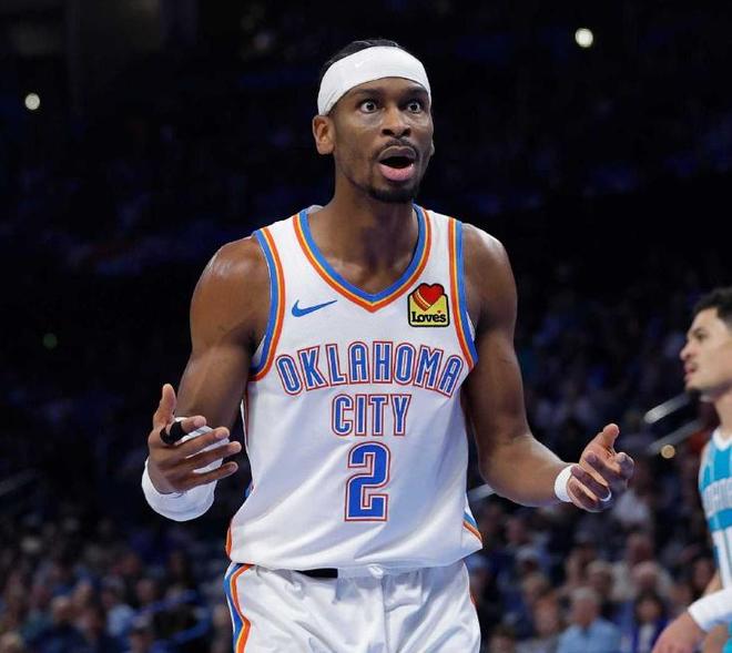 雷霆大比分慘敗，衛冕之旅畫上問號，沒有罰球的亞歷山大啥也不是