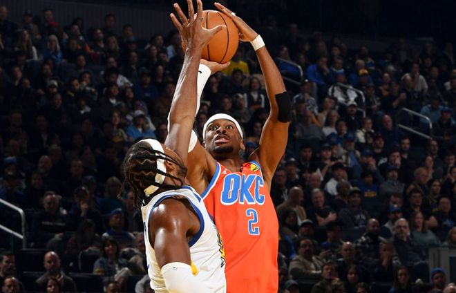 雷霆13連勝力擒勇士！亞歷山大轟38分巴特勒傷退 小庫里首秀7中6