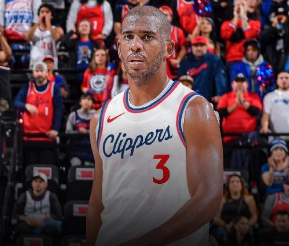 保羅被快船開(kāi)除，是因?yàn)樗麤](méi)有認(rèn)清自己的位置，他不是頭號(hào)球星