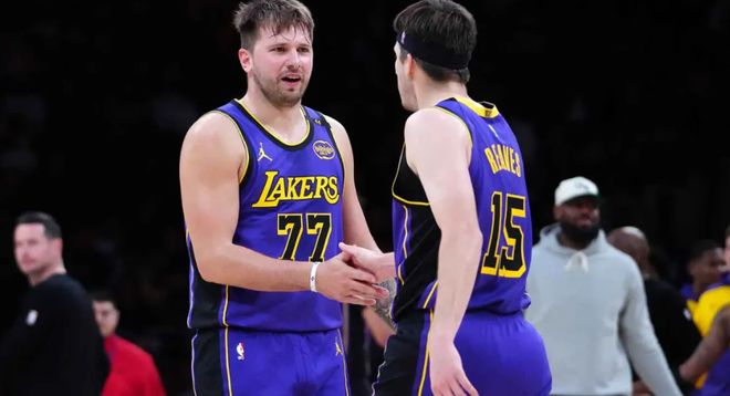 狂砍51+11,歷史首人！從落選秀打成二當家，幫湖人提前解鎖字母哥