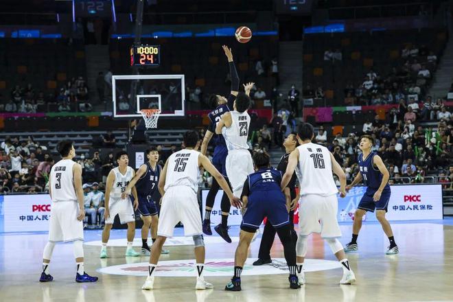 广东107-65大胜天津挺进四强，明晚19:30分半决赛迎战辽宁！