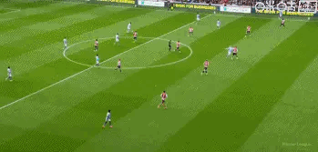 官方：哈兰德战小蜜蜂的强硬对抗破门当选曼城10月最佳进球