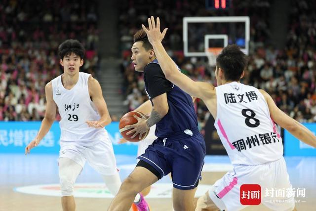 广东男篮全运夺冠 主场斩获金牌