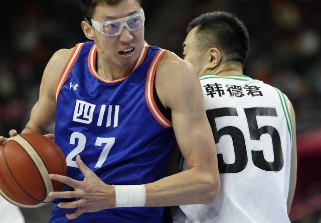 四川男篮战胜辽宁 十五运摘铜