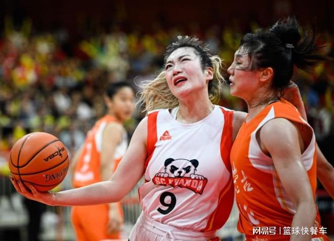 中国女篮再遭打击！两月内已有三队选择退赛：WCBA联赛塌房了？