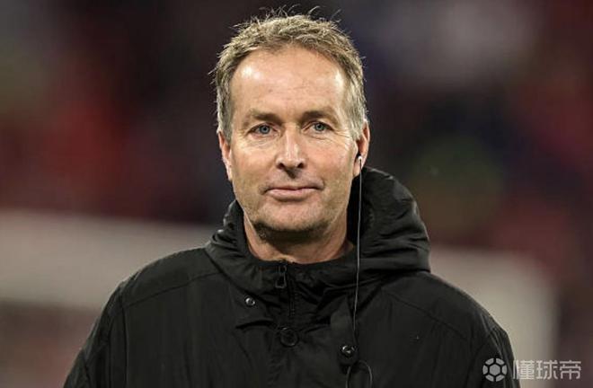 圖片報：勒沃庫森遭遇多次意外事件，到達(dá)曼市時已延誤數(shù)小時