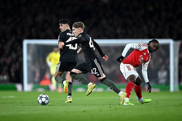 被拜仁扳平比分，阿森納本賽季歐冠首次丟球