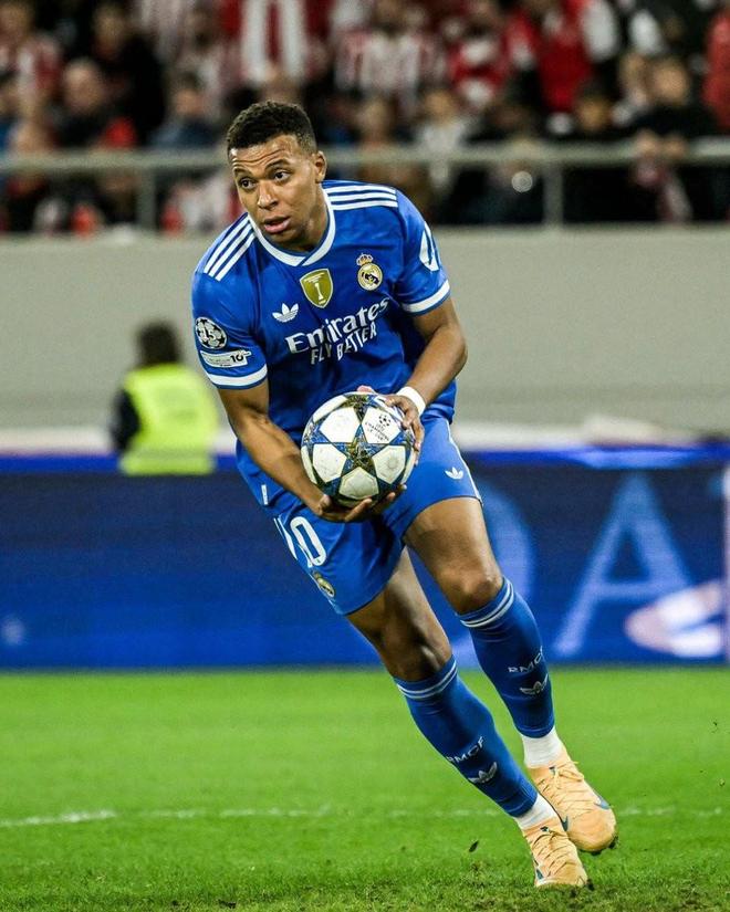 4次超越因扎吉，姆巴佩是歐冠客場戴帽次數最多的球員